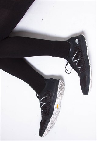 THE NORTH FACE LITEWAVE WATERPROOF TRAINERS ID:9032