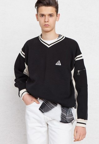 VINTAGE BLACK NIKE V-NECK PULLOVER SWEATSHIRT