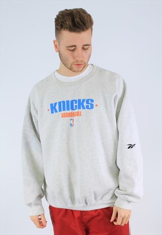 REEBOK NY KNICKS VINTAGE SPORTS SWEATSHIRT