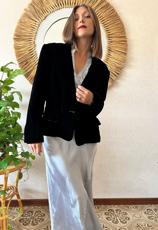 garment image