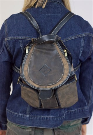 VINTAGE BROWN LEATHER BACKPACK