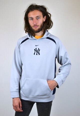 VINTAGE 90'S NIKE HOODIE