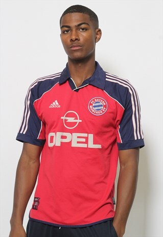 VINTAGE BAYERN MUNICH FOOTBALL SHIRT