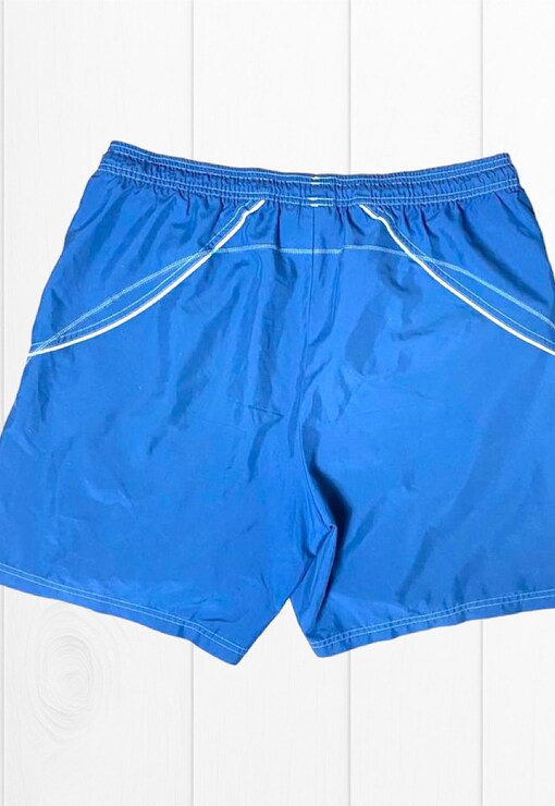 garment image