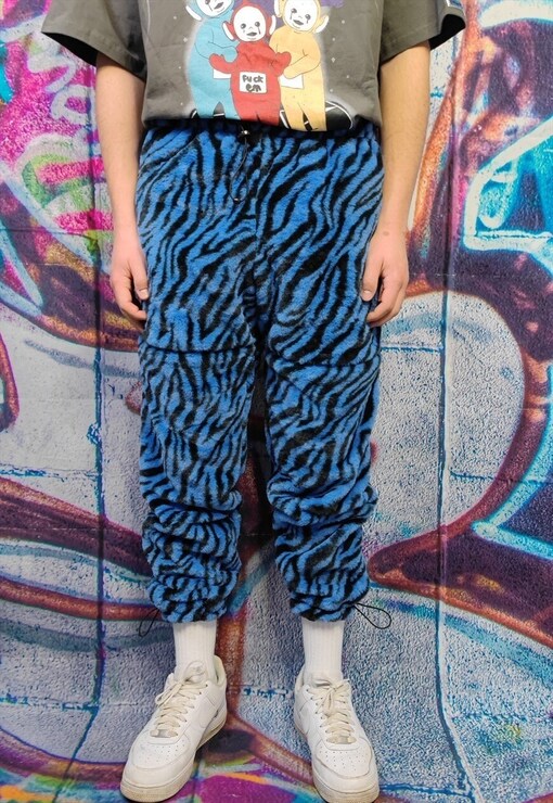 garment image
