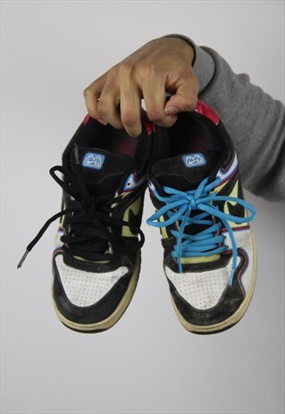 VINTAGE NIKE FUNKY PATTERNED 90'S TRAINERS