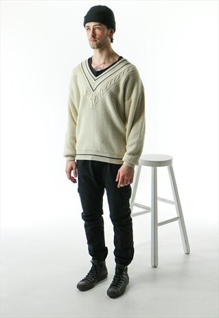 COLLEGE BEIGE SWEATER / VINTAGE LONG SLEEVE JUMPER