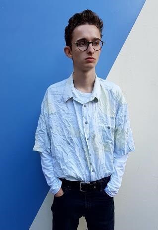 LIGHT PATTERNED SHIRT