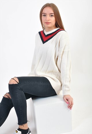 VINTAGE 90'S JUMPER IN WHITE