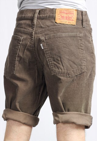 VINTAGE LEVI'S CORDUROY SHORTS
