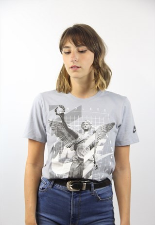 VINTAGE GRAPHIC NIKE T-SHIRT