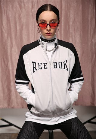 Y2K VINTAGE REEBOK SHORT SLEEVE SPELL OUT SWEATSHIRT