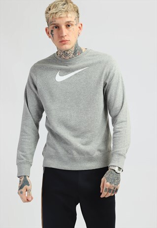 VINTAGE NIKE SWEATSHIRT