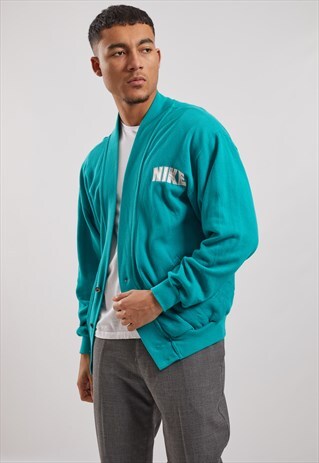 VINTAGE NIKE CARDIGAN