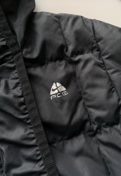 garment image