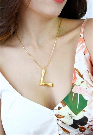 GOLD BAMBOO INITIAL 'L' MONOGRAM CHAIN NECKLACE