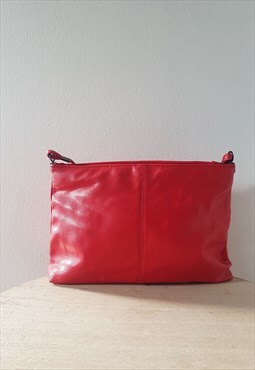 90s Vintage Red Leather De Stella Carissima Crossbody Bag