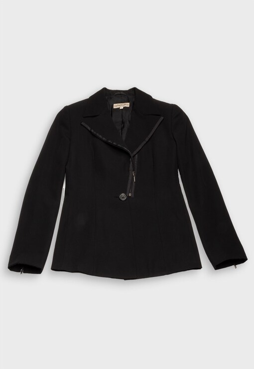 garment image