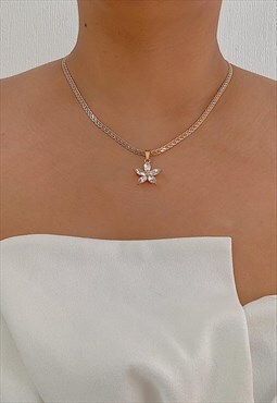 FLEUR DE CRYSTAL.Crystal Flower Braided Silver Gold Necklace