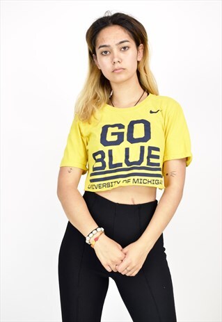 VINTAGE 90'S UNIVERSITY OF MICHIGAN NIKE CROP T-SHIRT