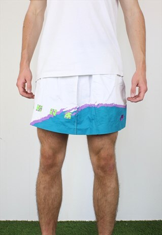 VINTAGE NIKE CHALLENGE COURT SKIRT IN WHITE AND GREEN