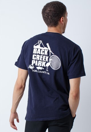 CHAMPION BACK CREEK PARK GRAPHIC T-SHIRT IN NAVY