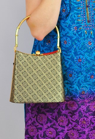 VINTAGE PREMIUM HARD SHELL GOLD HANDBAG
