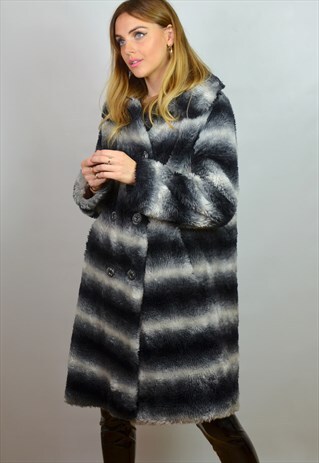 VINTAGE 90S OVERSIZED BLACK & WHITE STRIPE FAUX FUR COAT