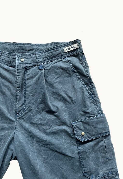 garment image