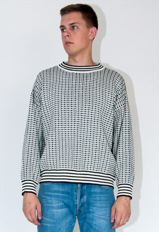 VINTAGE RETRO WARM WHITE AND BLACK SWEATER JUMPER