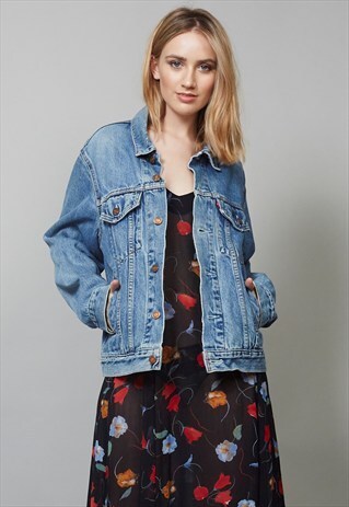 VINTAGE MID-WASH LEVIS DENIM JACKET