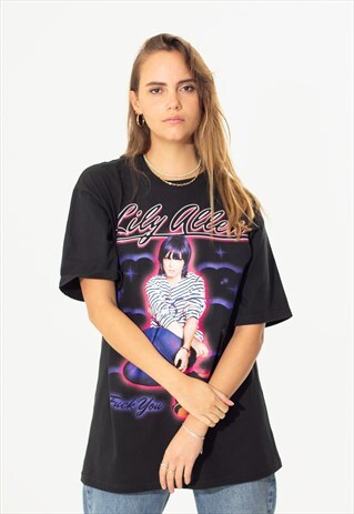 LILY ALLEN UNISEX TEE PRINTED T-SHIRT IN BLACK