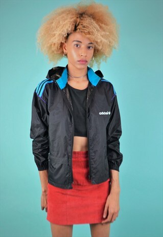 VINTAGE 90'S ADIDAS WINDBREAKER