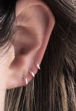 PLAIN EXTRA SMALL MINI STERLING SILVER HOOP / EARRING