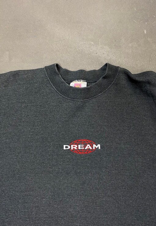 garment image