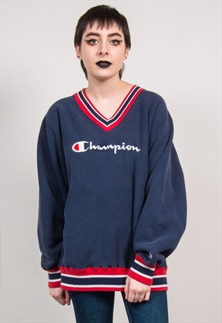 CHAMPION BLUE V-NECK OVERSIZED SWEATSHIRT