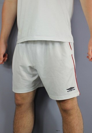 VINTAGE UMBRO SHORTS IN WHITE WITH POCKETS, EMBROIDERED LOGO