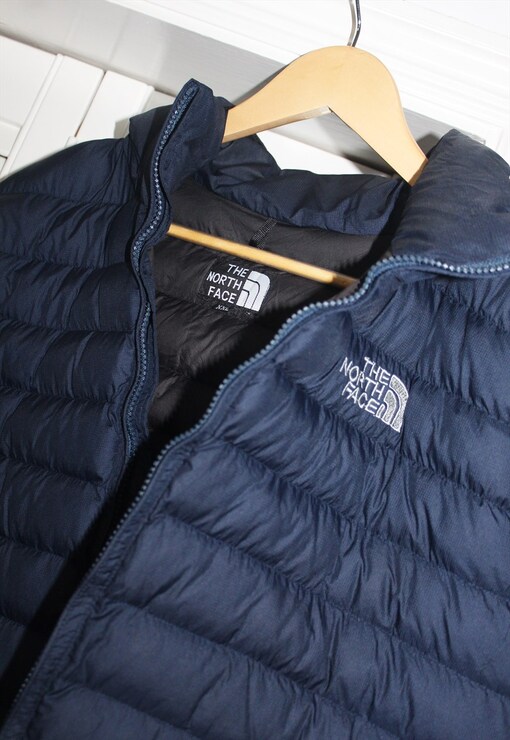 garment image