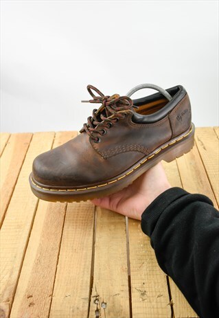 VINTAGE DR MARTEN 5 EYELET BROWN SHOE