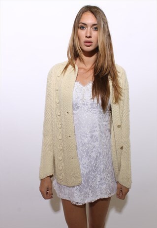 VINTAGE 1960'S 60'S CREAM CABLE KNIT CARDIGAN DEER HORN M-L