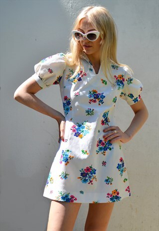VINTAGE 70S WHITE FLORAL PATTERN SUMMER MINI DRESS