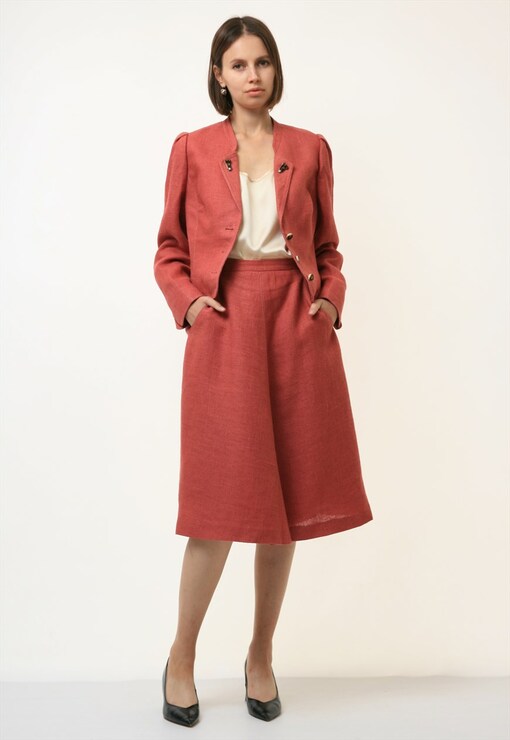 garment image