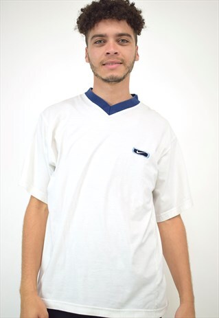VINTAGE 90S NIKE WHITE BLUE V-NECK SHIRT