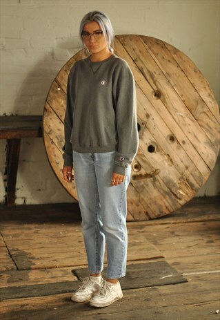 VINTAGE CHAMPION LOGO SWEATER