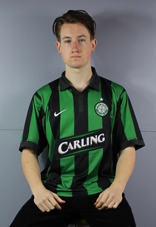 VINTAGE NIKE CELTIC FOOTBALL SHIRT IN GREEN AND BLACK WITH E