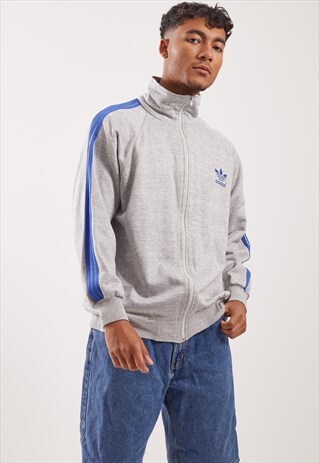 VINTAGE ADIDAS ZIP-UP SWEATSHIRT