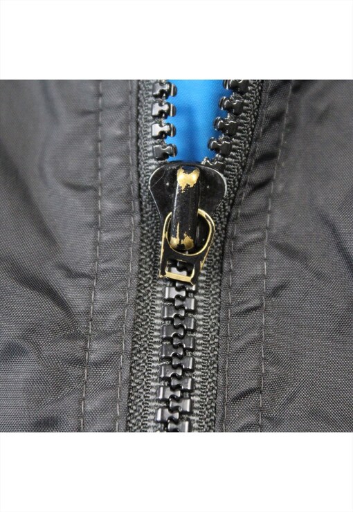 garment image