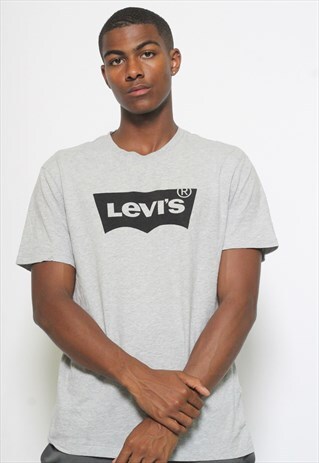 VINTAGE LEVIS T-SHIRT