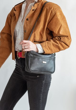 VINTAGE 90S GRUNGE MINIMAL CROSS OVER BAG