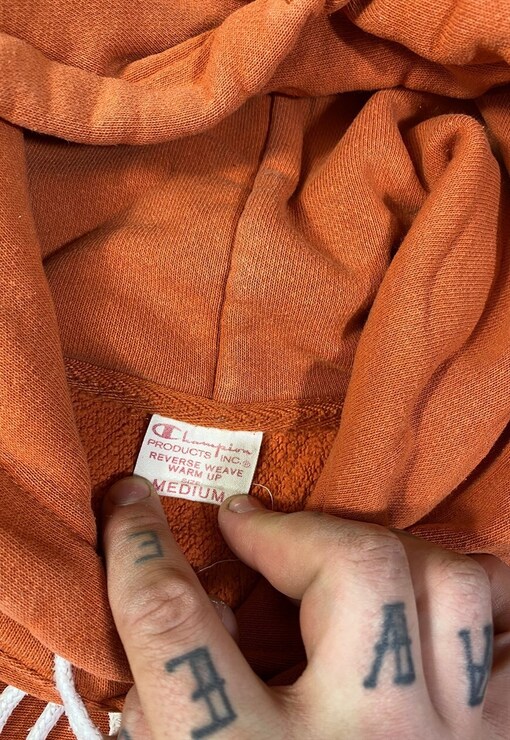 garment image